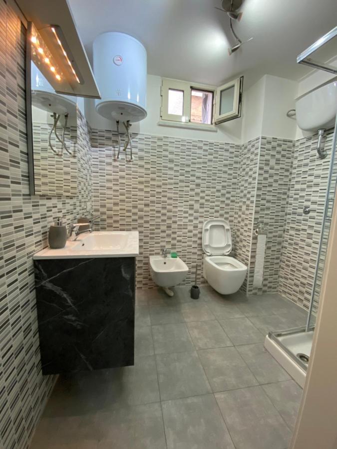 B&B Historic Center Apartments Napoli Bagian luar foto