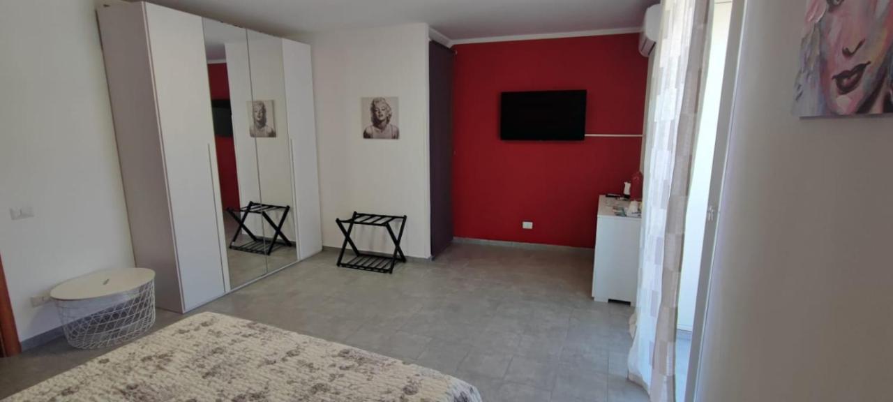 B&B Historic Center Apartments Napoli Bagian luar foto
