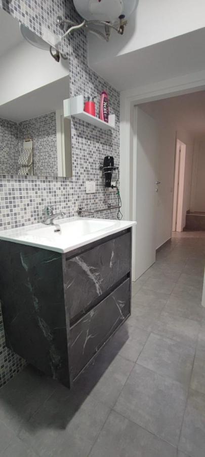 B&B Historic Center Apartments Napoli Bagian luar foto